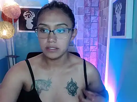 Stripchat sex cam liia_zeronn