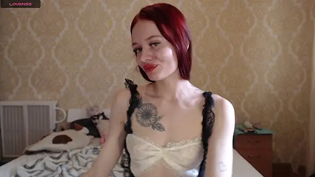 Stripchat sex cam Kitkaat00
