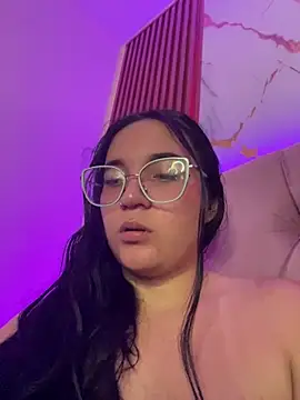 Stripchat sex cam sara_sofia04