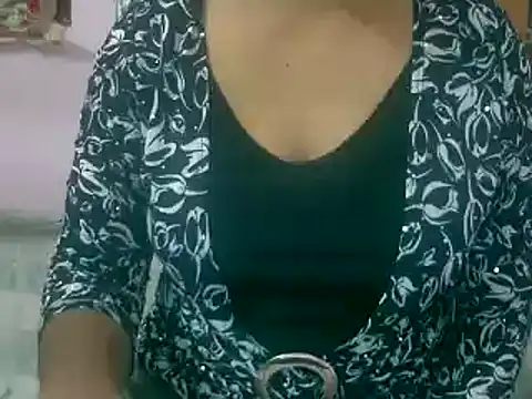 Stripchat sex cam SANDYA-LOVE